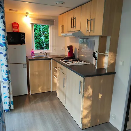 La Petite Maison Du Park Kemping *