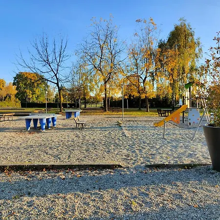 Campingplatz La Petite Maison Du Park *